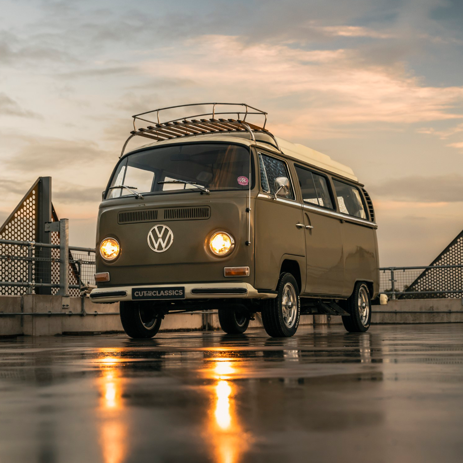 1968 Volkswagen Early Bay Camper Hire