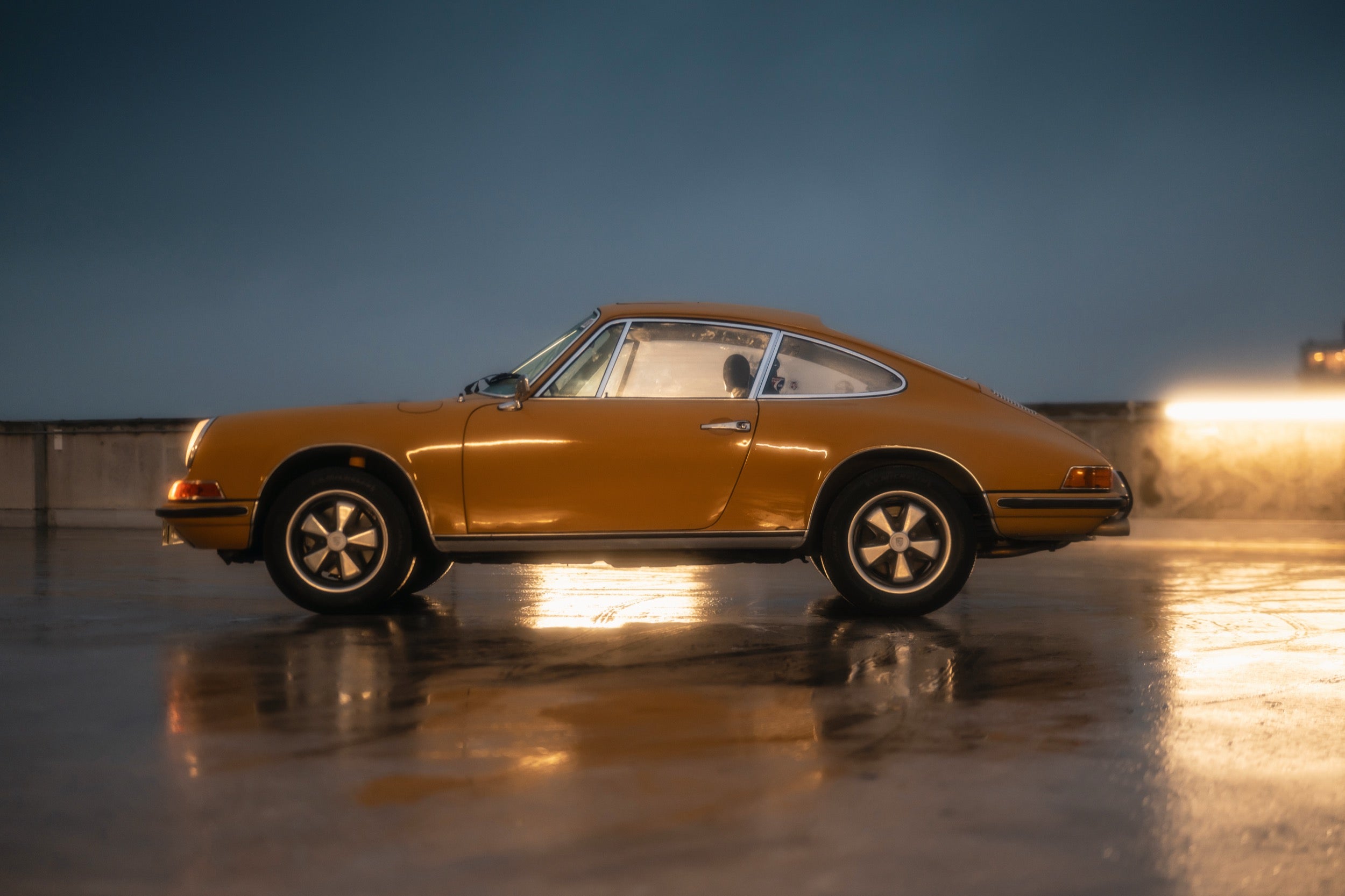 porsche 911 retro car for hire