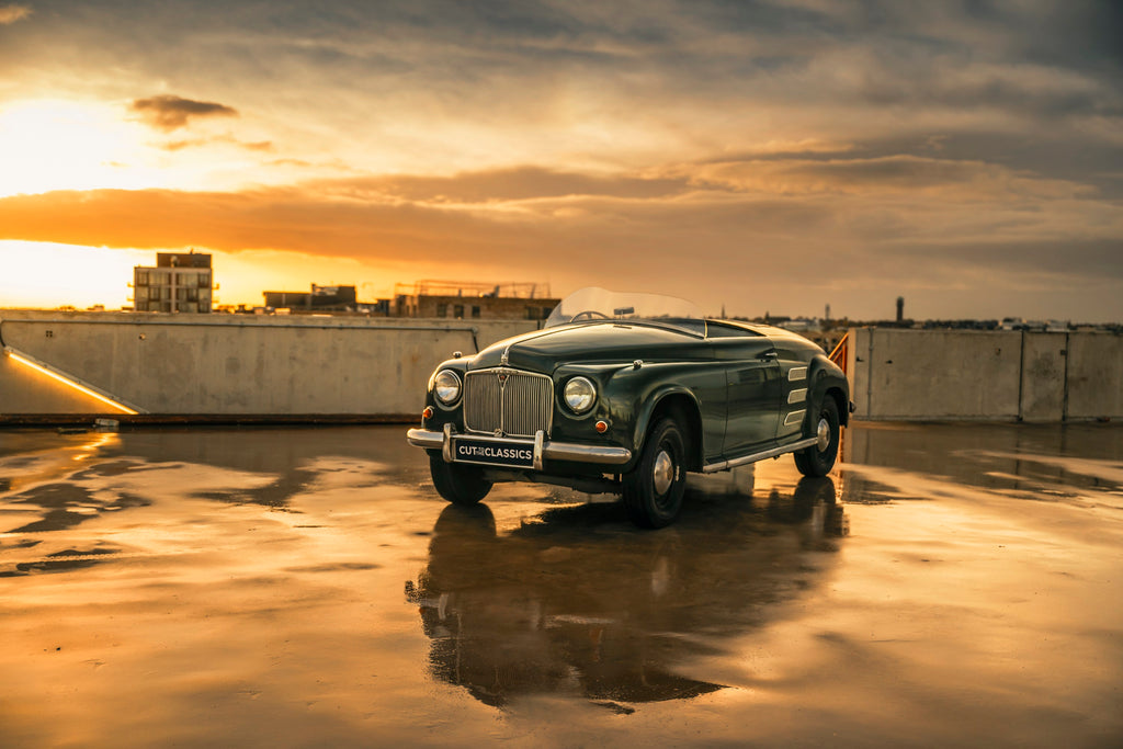 1952 Rover 90 1952 Rover Jet1 Replica for Hire, London & UK | Cut to the Classics ...