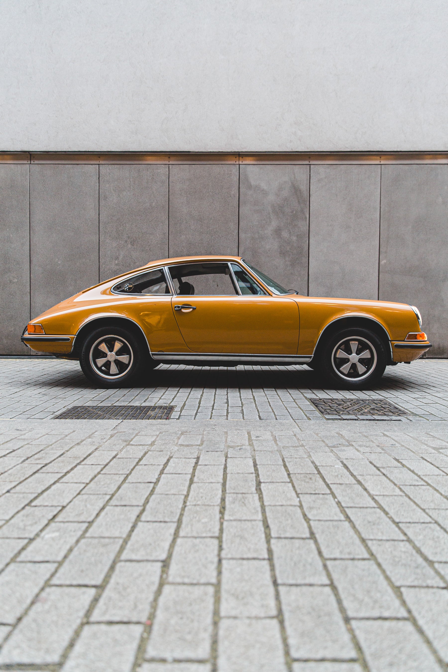 PORSCHE_911_1969_CUT_TO_THE_CLASSICS_22_of_228.jpg
